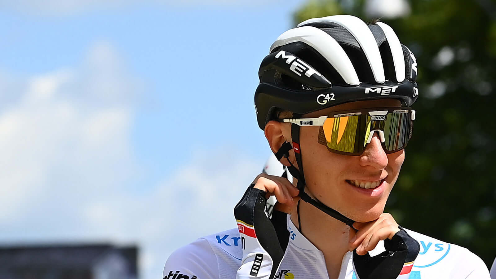 Discover the New Scicon Sunglasses: The Choice of Tadej Pogačar at the Giro d'Italia - LafoBikes