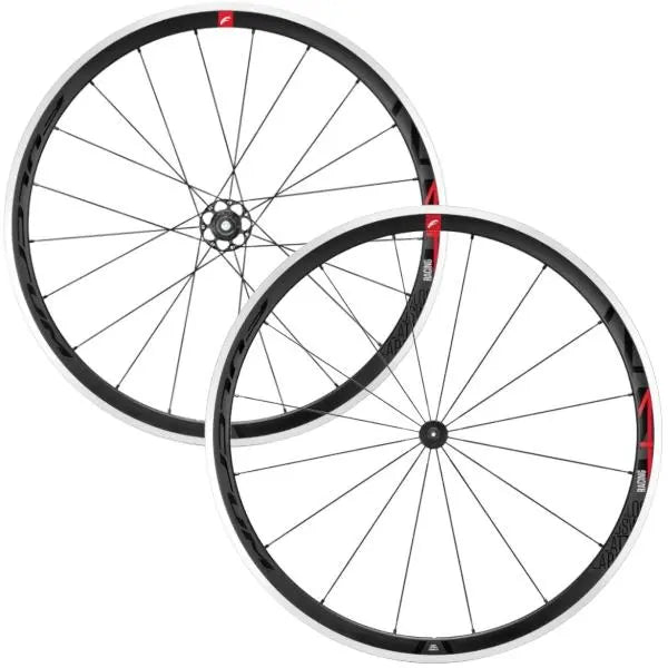 Fulcrum Racing 4 Clincher Wheels for road bikes – aerodynamic lightweight alloy wheelset for training and racing