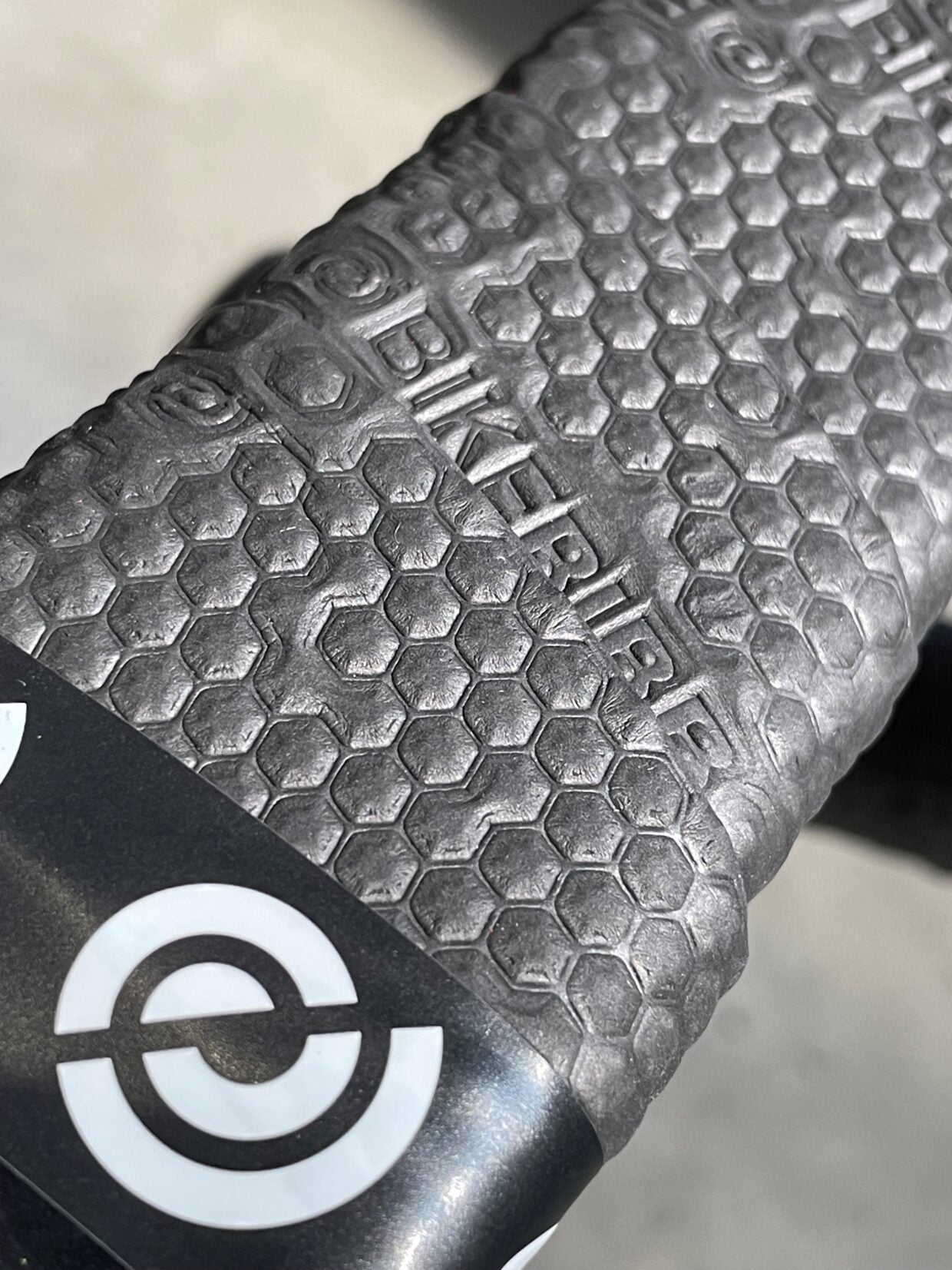 Bike Ribbon Gravel Plus Handlebar Tape shock absorbing grippy durable cycling bar tape